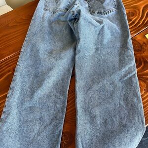 Levi’s rib cage  straight jeans